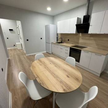 Сдается 1-комнатная квартира, 46 м²