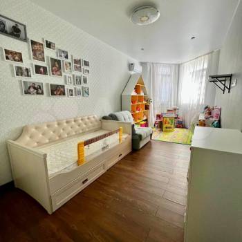 Продается 3-х комнатная квартира, 95,9 м²