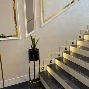 Продается 1-комнатная квартира, 50 м²