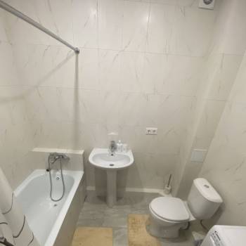 Сдается 1-комнатная квартира, 37 м²