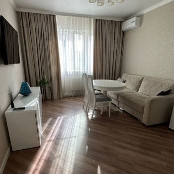 Продается 1-комнатная квартира, 44,5 м²