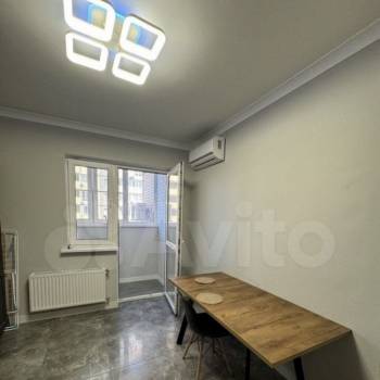 Продается 1-комнатная квартира, 47,9 м²