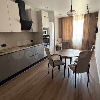 Сдается 1-комнатная квартира, 45 м²