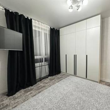 Сдается Многокомнатная квартира, 65 м²