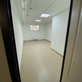 Сдается Нежилое помещение, 17 м²