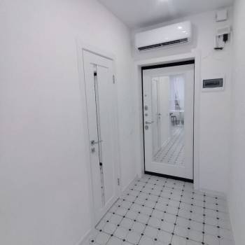 Продается 1-комнатная квартира, 35 м²