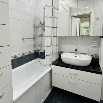 Сдается 1-комнатная квартира, 37 м²