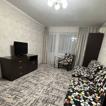 Сдается 1-комнатная квартира, 36 м²