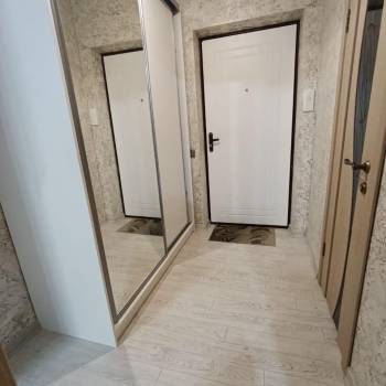 Продается 1-комнатная квартира, 40 м²