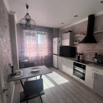 Продается 1-комнатная квартира, 44,8 м²