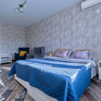 Продается 1-комнатная квартира, 42 м²