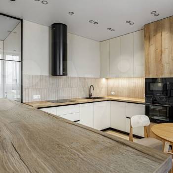 Продается 1-комнатная квартира, 57,6 м²