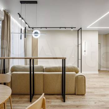 Продается 1-комнатная квартира, 57,6 м²