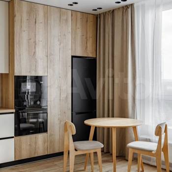 Продается 1-комнатная квартира, 57,6 м²