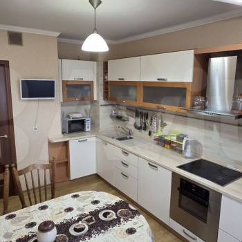 Продается 3-х комнатная квартира, 76,8 м²