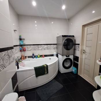 Продается 3-х комнатная квартира, 77 м²