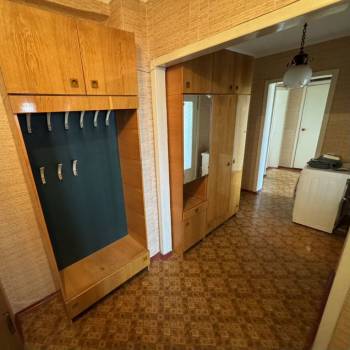 Продается Многокомнатная квартира, 74,2 м²