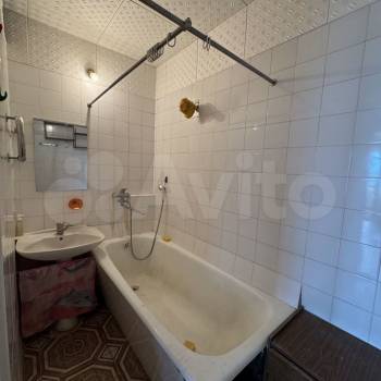 Продается Многокомнатная квартира, 74,2 м²