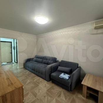 Сдается 1-комнатная квартира, 40 м²