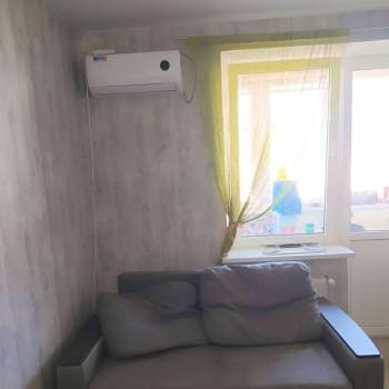 Сдается 1-комнатная квартира, 49 м²