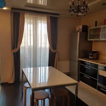 Продается 3-х комнатная квартира, 100 м²