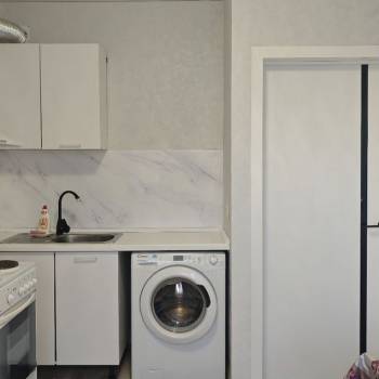 Продается 1-комнатная квартира, 35 м²