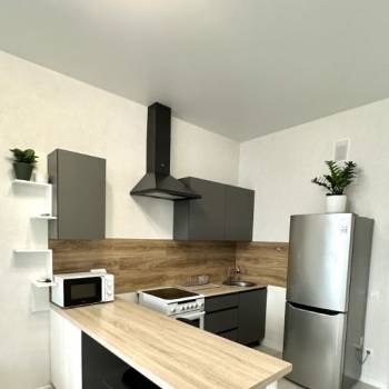 Сдается 1-комнатная квартира, 35 м²