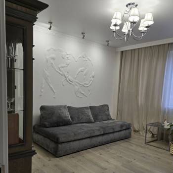 Продается 1-комнатная квартира, 40,7 м²
