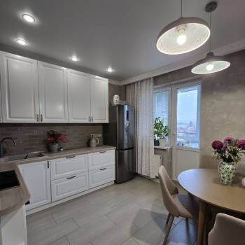 Продается 1-комнатная квартира, 40,7 м²