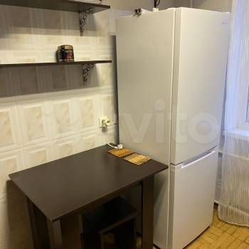 Сдается Многокомнатная квартира, 60 м²