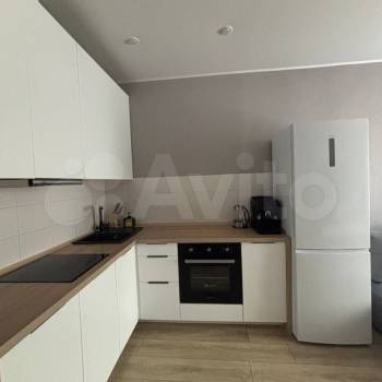 Продается 2-х комнатная квартира, 60 м²