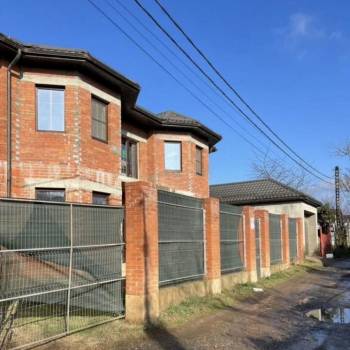 Продается Дом, 231,9 м²