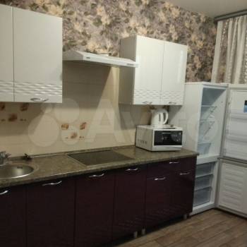 Сдается 1-комнатная квартира, 38 м²