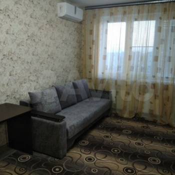 Сдается 1-комнатная квартира, 38 м²