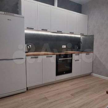 Продается 1-комнатная квартира, 38 м²