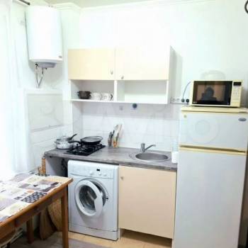 Продается 1-комнатная квартира, 15 м²