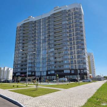 Продается 1-комнатная квартира, 42,3 м²