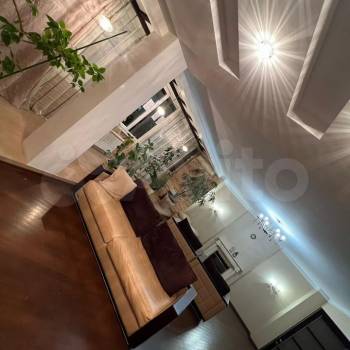 Продается Многокомнатная квартира, 180 м²