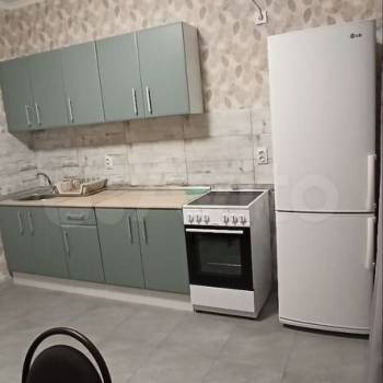 Сдается 1-комнатная квартира, 43 м²