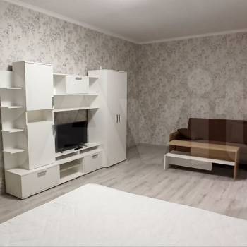 Сдается 1-комнатная квартира, 43 м²