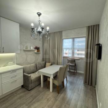Продается 1-комнатная квартира, 47 м²