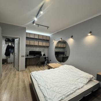 Продается 1-комнатная квартира, 40 м²