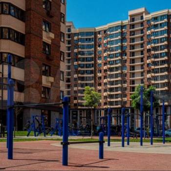 Продается 1-комнатная квартира, 42,5 м²