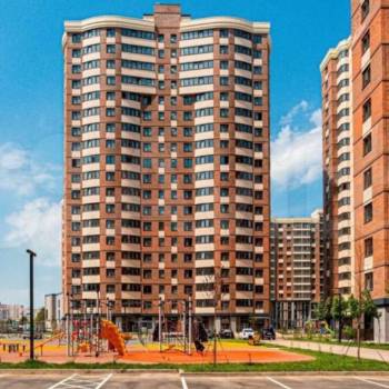 Продается 1-комнатная квартира, 42,5 м²