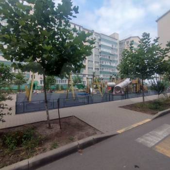 Продается 1-комнатная квартира, 35 м²