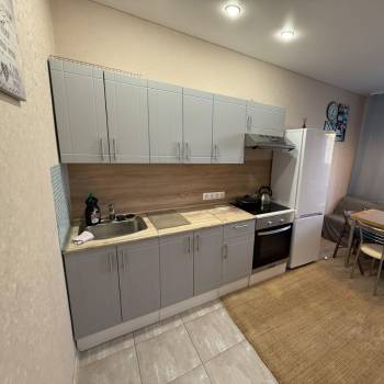 Сдается 1-комнатная квартира, 42 м²