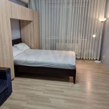 Сдается 1-комнатная квартира, 42 м²