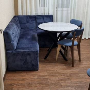 Сдается 1-комнатная квартира, 42 м²