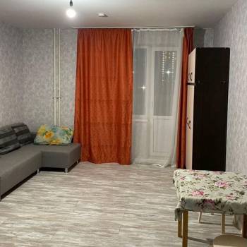 Продается 1-комнатная квартира, 32 м²