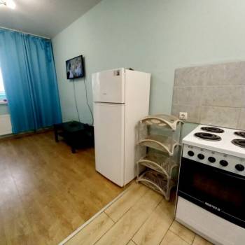 Продается 1-комнатная квартира, 37 м²